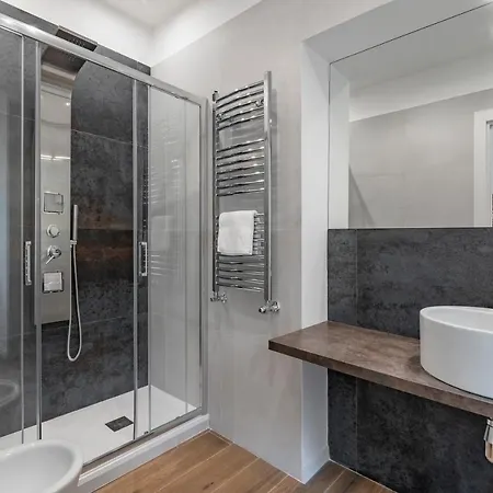 Leo's Colosseum - Private Bed & Breakfast