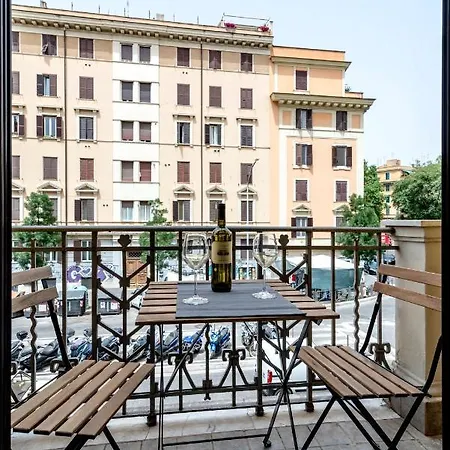 Leo's Colosseum - Private 4* Roma